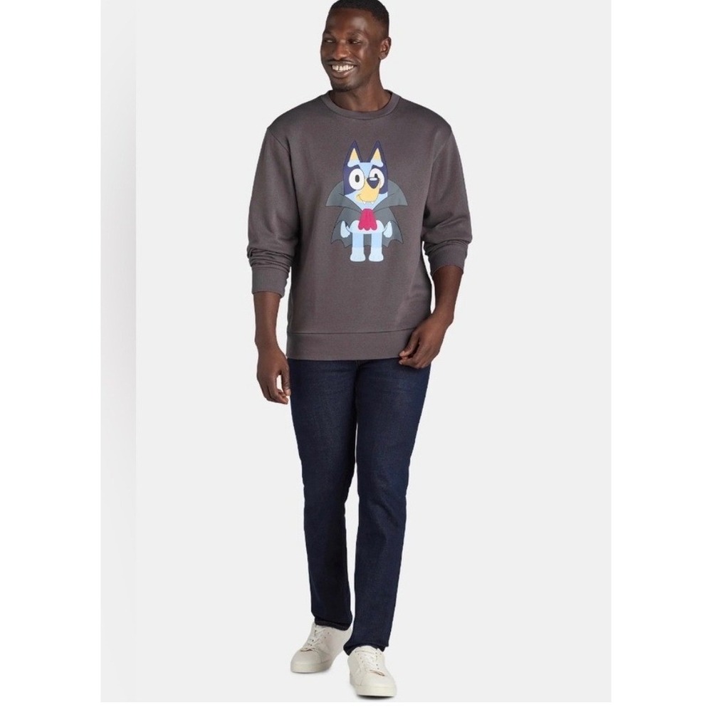 Bluey Sweatshirt Mens‎ Small Gray Halloween Dracula Graphic Pullover NWT